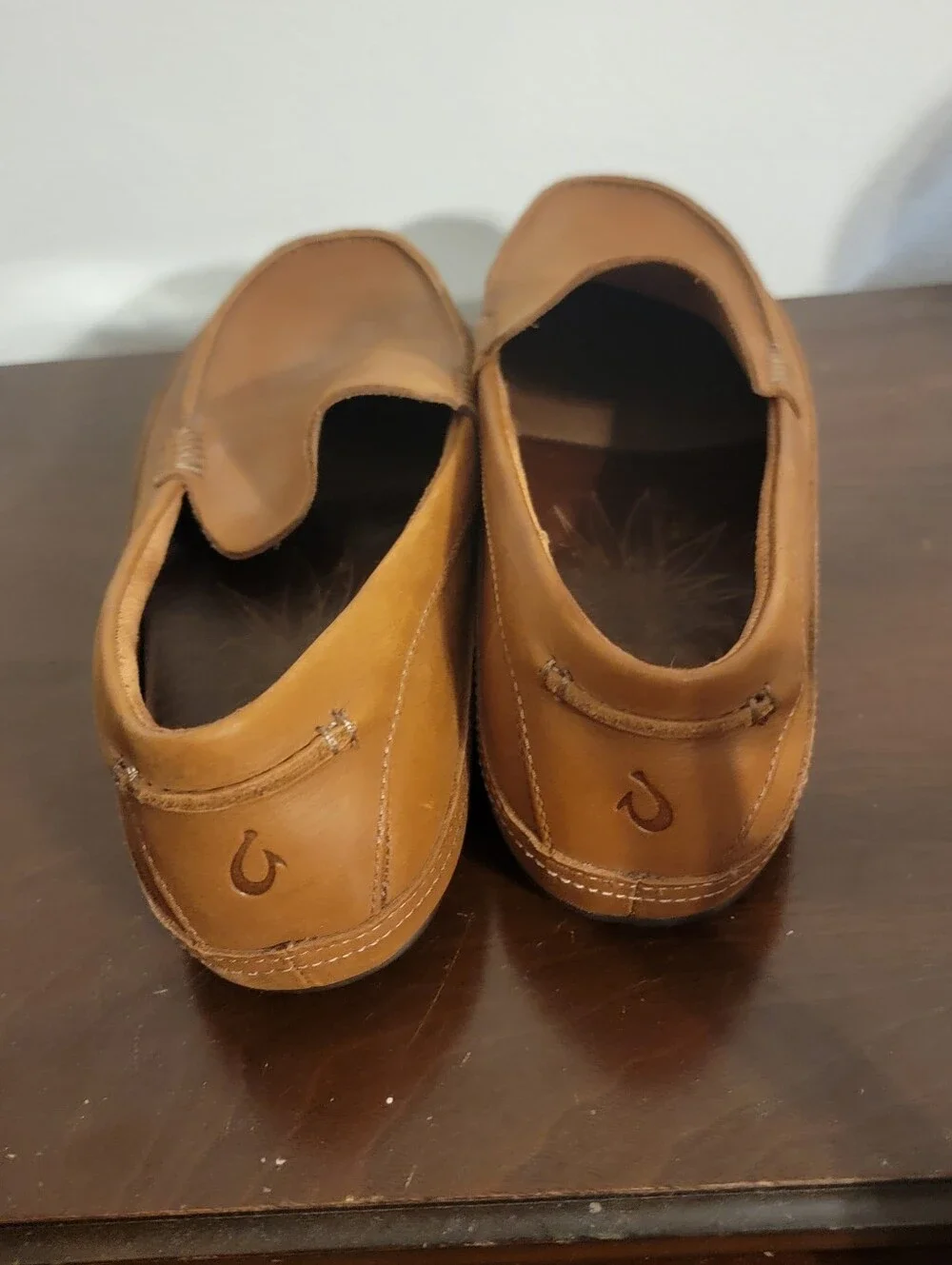 Olukai Men's Kulana Loafer Sz 9 Brown Tan Leather Casual Moc Slip On Shoe